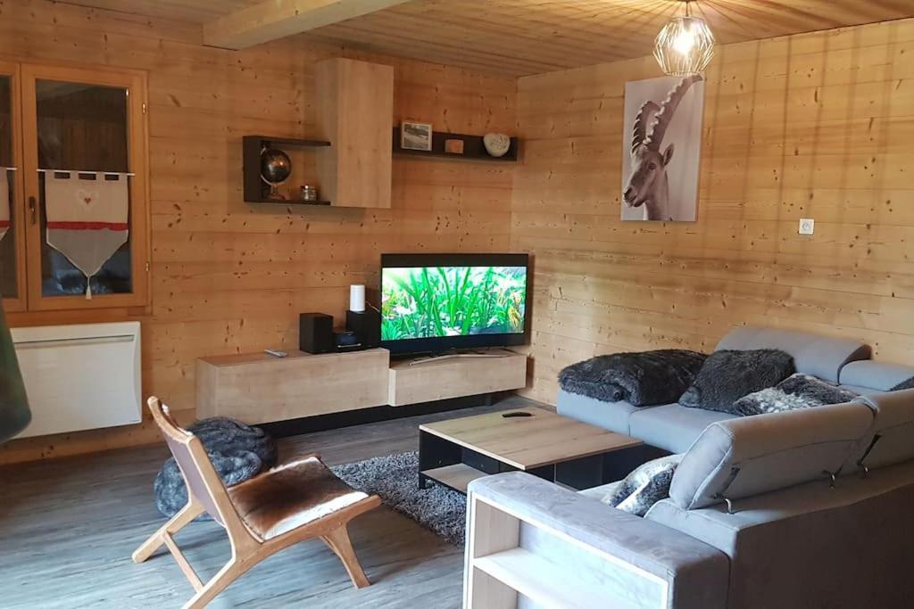 Gite Jura Mina Chalet Au Milieu De La Nature Villa Ney Bagian luar foto